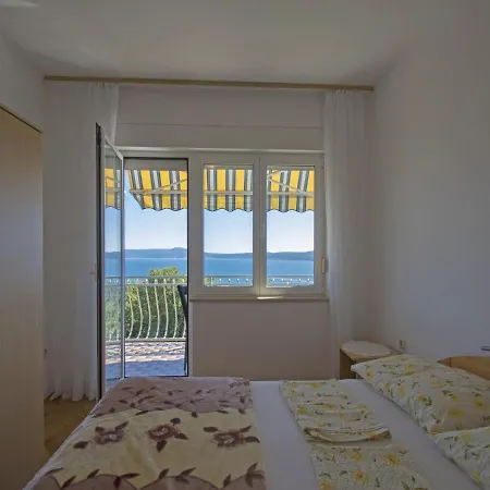 Antonio Apartman *