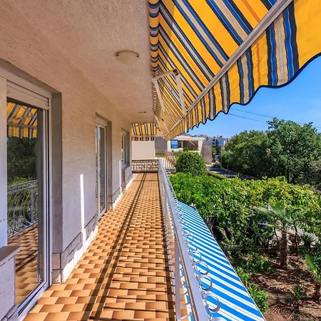 Apartment Antonio Crikvenica