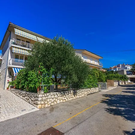 Antonio Apartment *