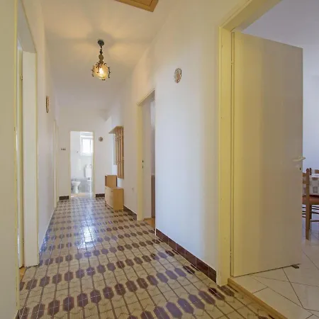 Antonio Apartment