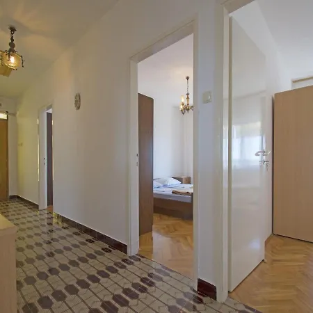 Apartment Antonio Crikvenica
